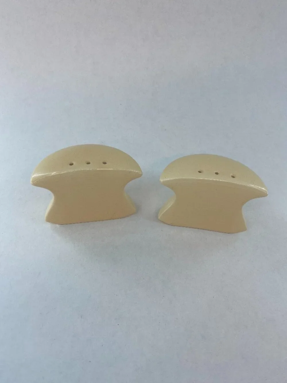Franciscan Gingersnap Maypole Mushroom Shape Salt & Pepper Shakers Yellow